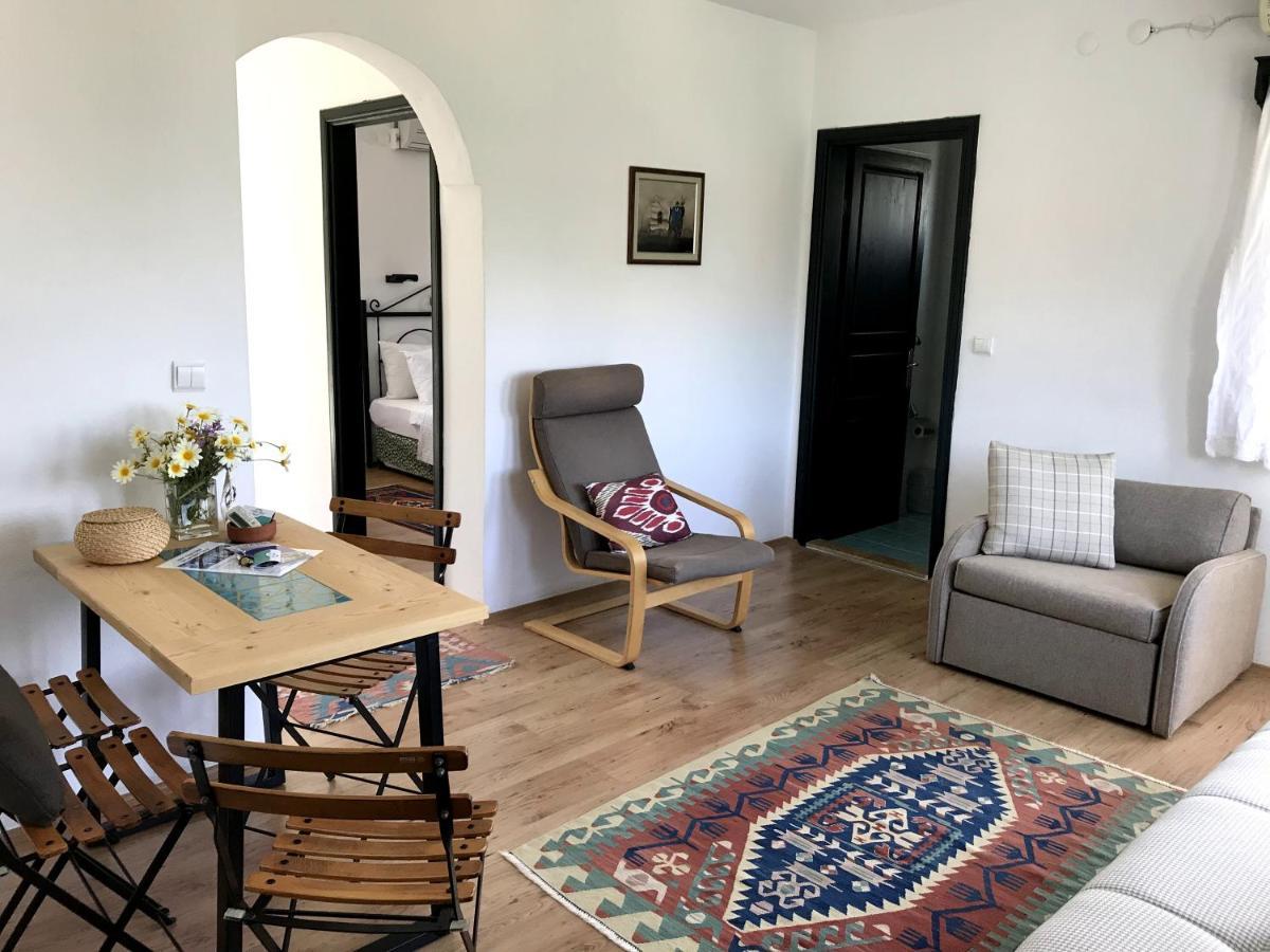 Hotel Villa Tokur Датча Екстериор снимка
