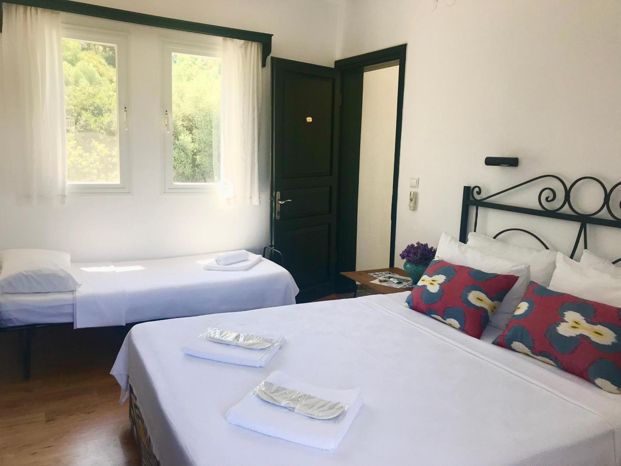 Hotel Villa Tokur Датча Екстериор снимка