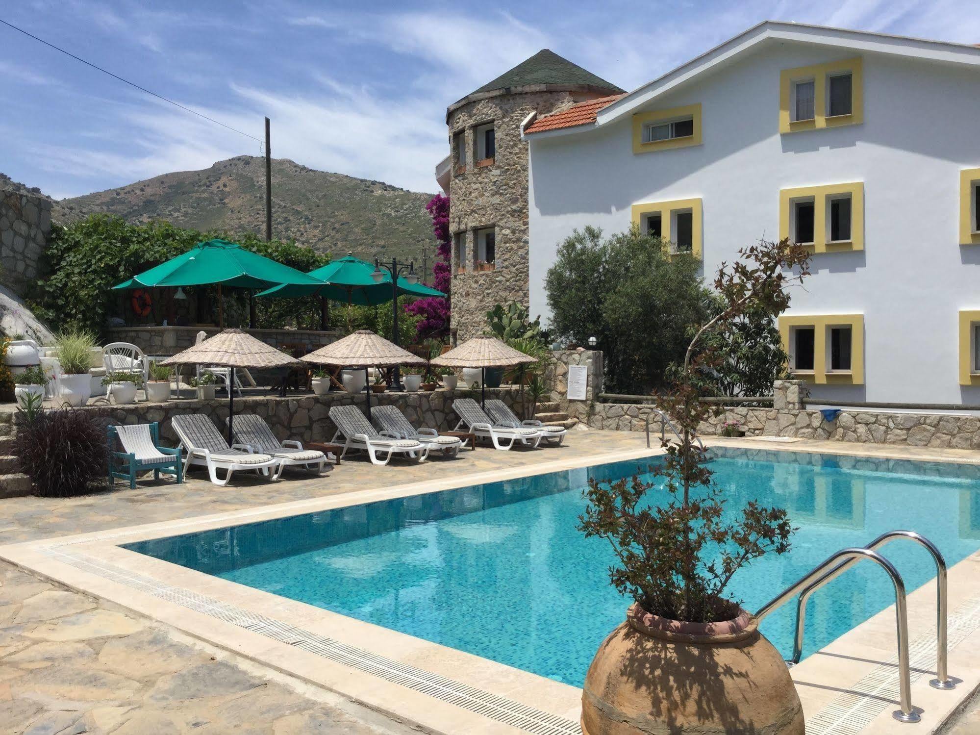 Hotel Villa Tokur Датча Екстериор снимка